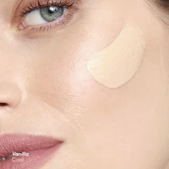 Base com Sérum Intensificador Antienvelhecimento SPF 12 + Proteção UVA 4223730 ml.