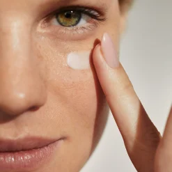 Bálsamo de Olhos Smooth & Hydrate Wellosophy 15 ml.