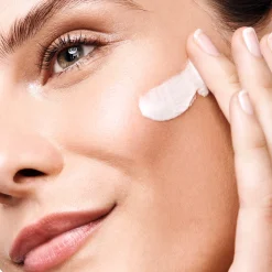 Creme de Dia com FPS 25 Urban Guard 3D Optimals 50 ml.