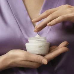 Creme de Dia Refirmante com FPS 20 Royal Velvet 50 ml.