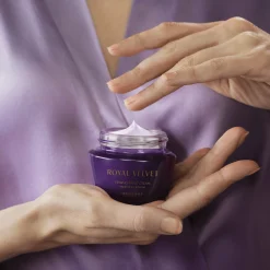 Creme de Noite Refirmante Royal Velvet 50 ml.