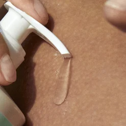 Lavagem Íntima Suavizante com Aloe Vera Feminelle 300 ml.