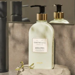 Loção Hidratante para Mãos e Corpo Limão e Verbena Essence & Co. 300 ml.