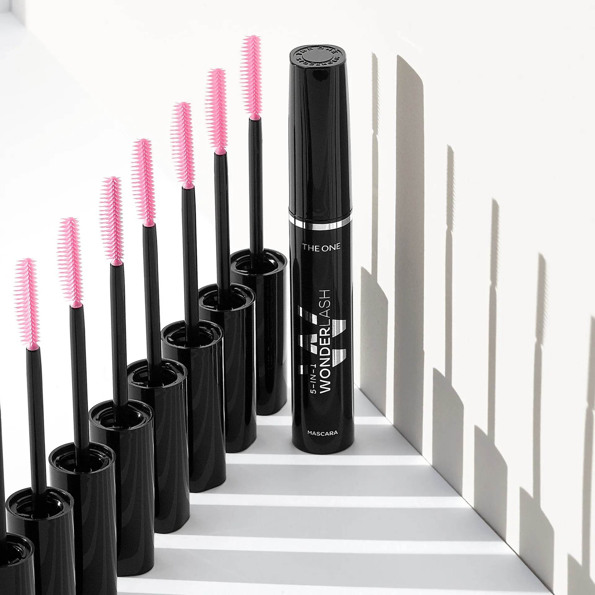 Máscara de Pestanas 5 em 1 Wonder Lash The ONE 8 ml.