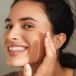 Máscara Exfoliate & Energise Wellosophy 75 ml.