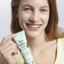 Máscara Facial Hidratante com Aloé Vera e Ananás Biológicos Love Nature 75 ml.